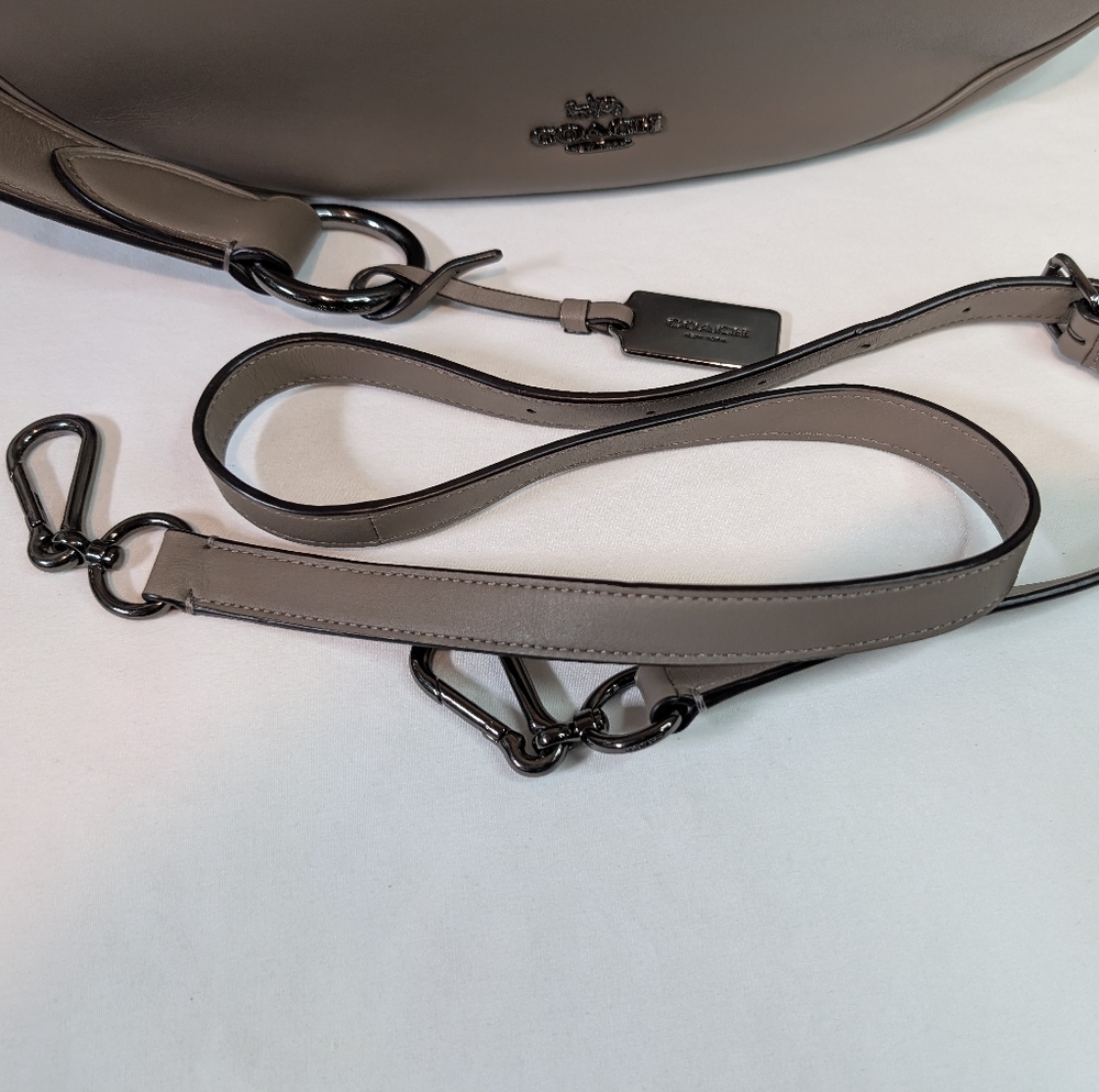 Coach Mae Nomad Hobo Shoulder Crossbody Bag *BROKEN STRAP* - Picture 3 of 16